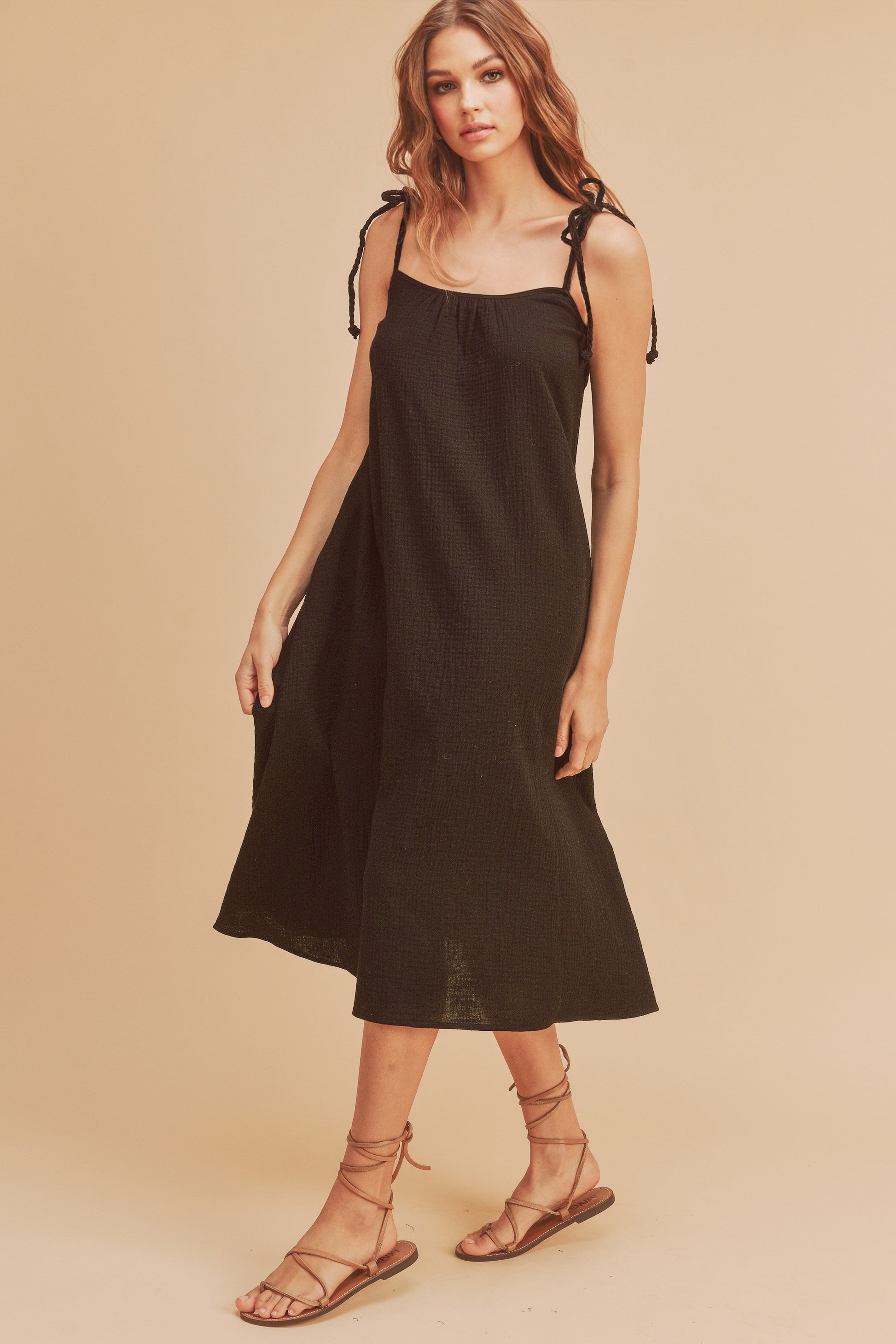 "Olivia Midi Cami Dress with Pockets – Chic, breathable cotton midi dress with a relaxed fit, functional pockets, and a stylish cami neckline."
